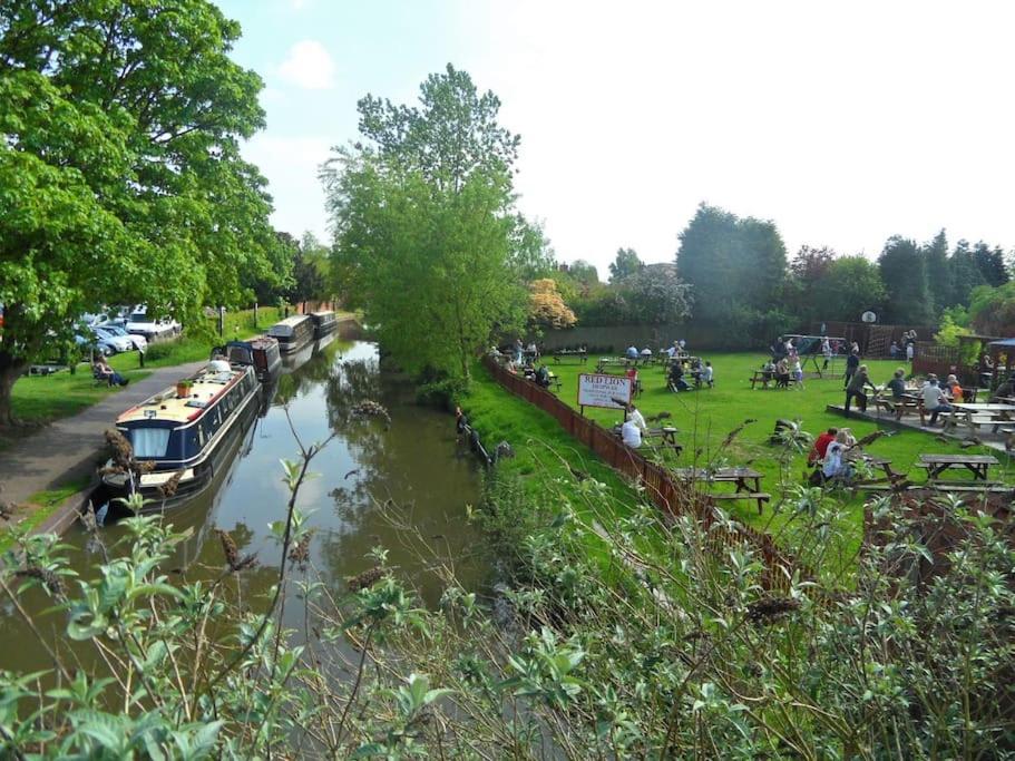 Hopwas Hidden Gem Canal Facing Retreat With Lovely Walks מראה חיצוני תמונה